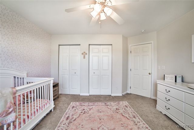 17 Creekwood Drive, Lancaster, NY 14086