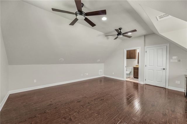 8403 Justin Avenue, College Station, TX 77845