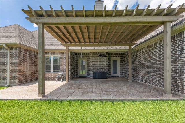 8403 Justin Avenue, College Station, TX 77845