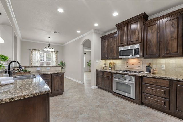 8403 Justin Avenue, College Station, TX 77845