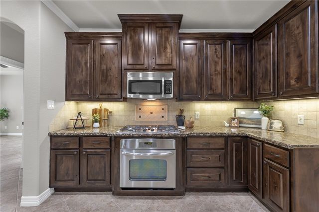 8403 Justin Avenue, College Station, TX 77845