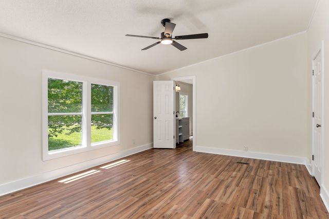 128 Meridian Dr, Smithville, TN 37166