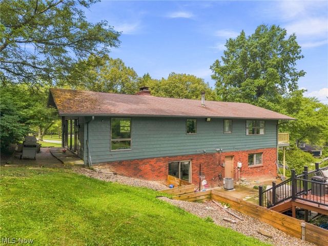 3168 Country Club Drive, Medina, OH 44256
