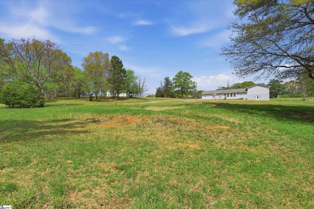 274 Canaan Church Road, Spartanburg, SC 29306