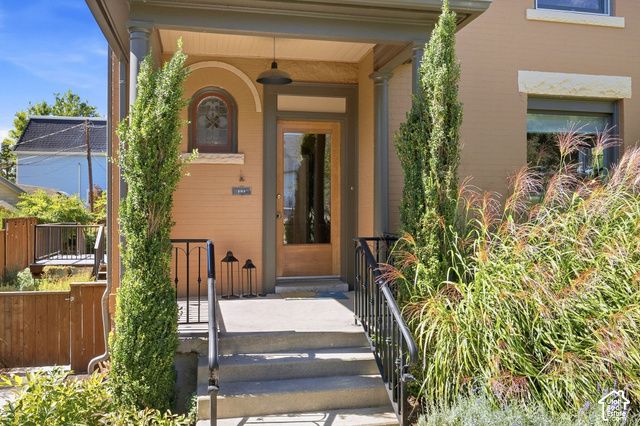 189 N R ST, Salt Lake City, UT 84103