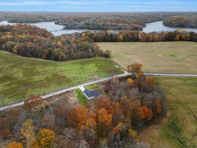 482 Boswell Rd, Winchester, TN 37398