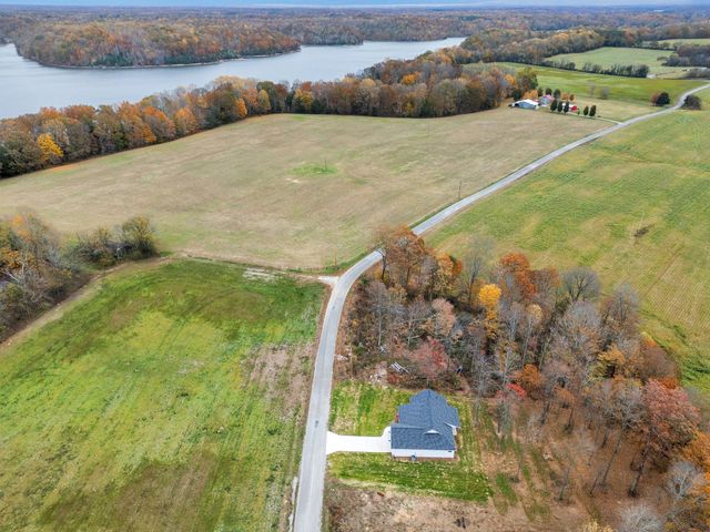 482 Boswell Rd, Winchester, TN 37398