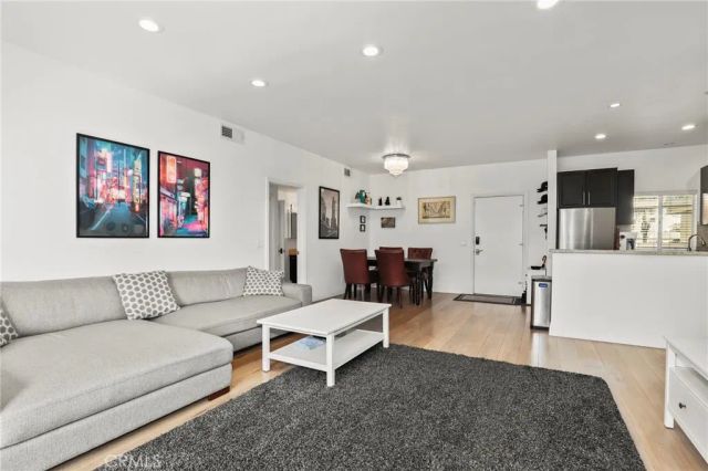 2263 Fox Hills Drive 203, Los Angeles, CA 90064
