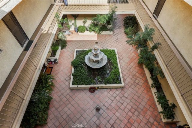 2263 Fox Hills Drive 203, Los Angeles, CA 90064