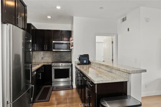 2263 Fox Hills Drive 203, Los Angeles, CA 90064