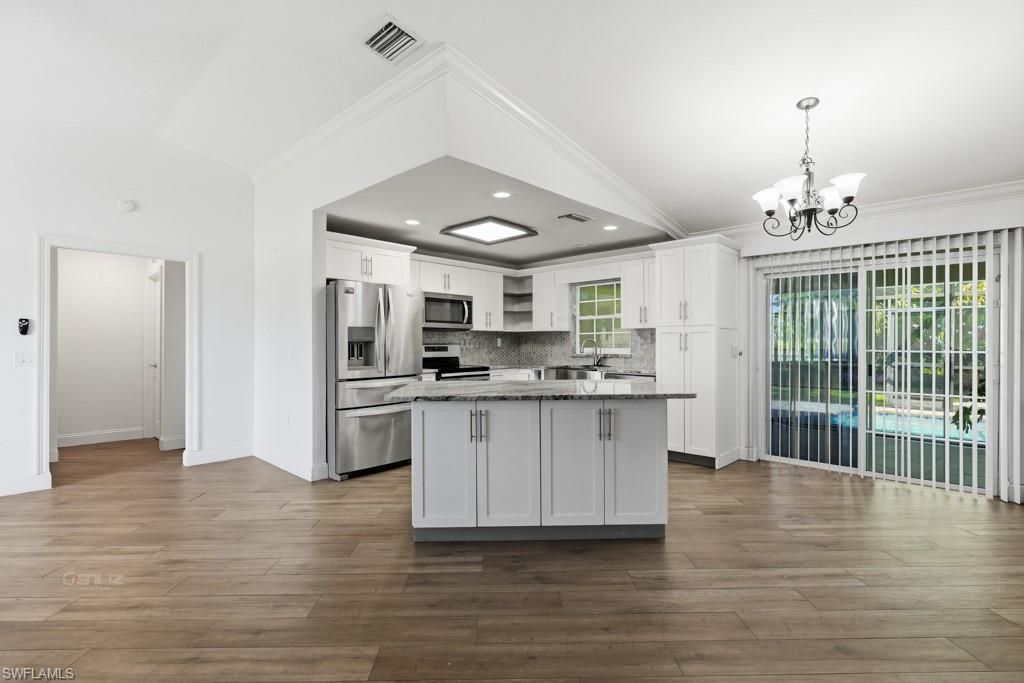 Image 11 of property listing at 21 SW Trafalgar PKWY, Cape Coral, FL 33991
