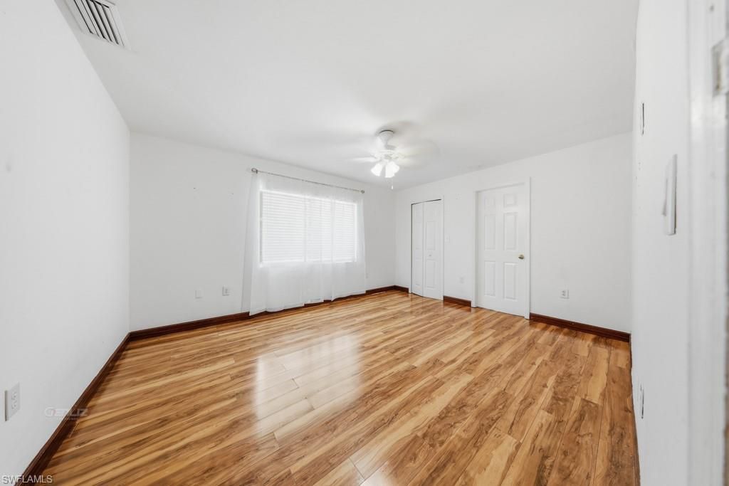 Image 17 of property listing at 21 SW Trafalgar PKWY, Cape Coral, FL 33991