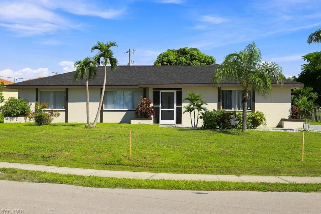 21 SW Trafalgar PKWY, CAPE CORAL, FL 33991 — photo 2