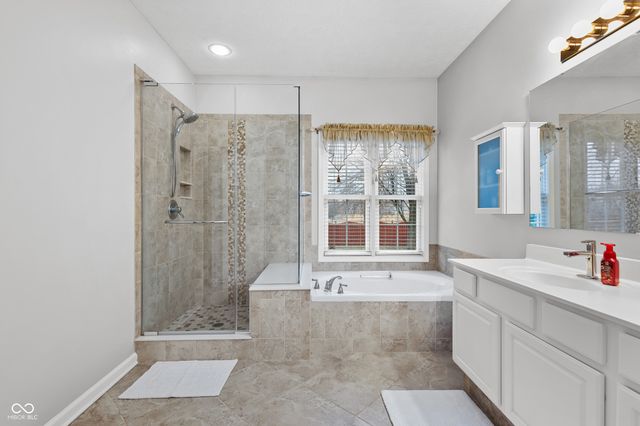 7986 Wood Blaize Drive, Brownsburg, IN 46112