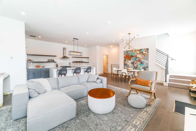 1084 Bryden Road, 9, Columbus, OH 43205