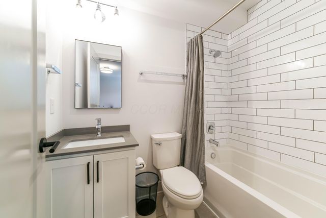 1084 Bryden Road, 9, Columbus, OH 43205