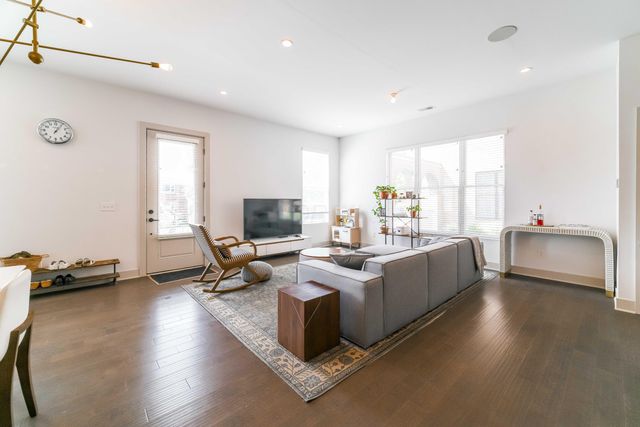 1084 Bryden Road, 9, Columbus, OH 43205