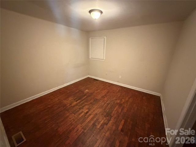 2558 Milton Avenue, Gastonia, NC 28052