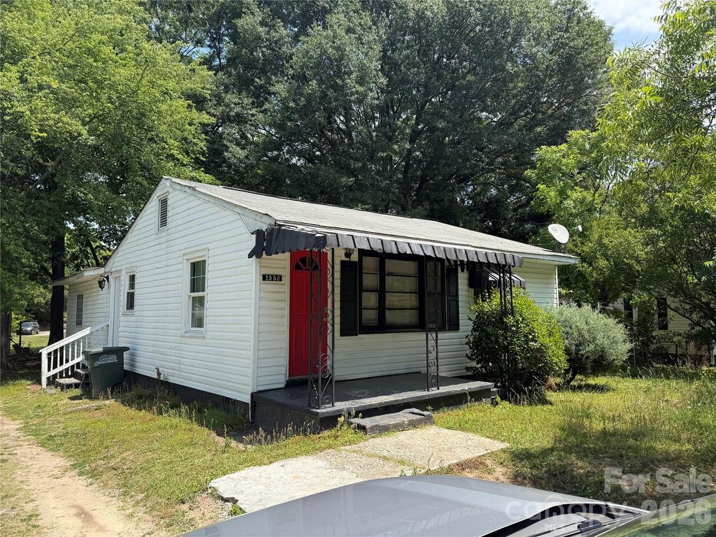 2558 Milton Avenue, Gastonia, NC 28052