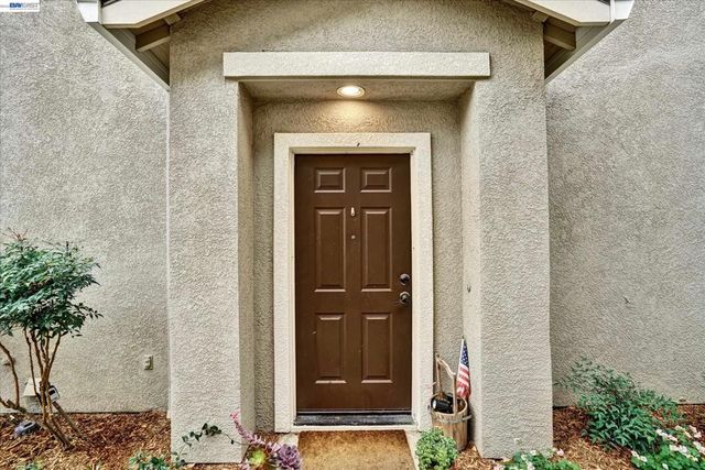 255 Wildrose Cmn 5, Livermore, CA 94551