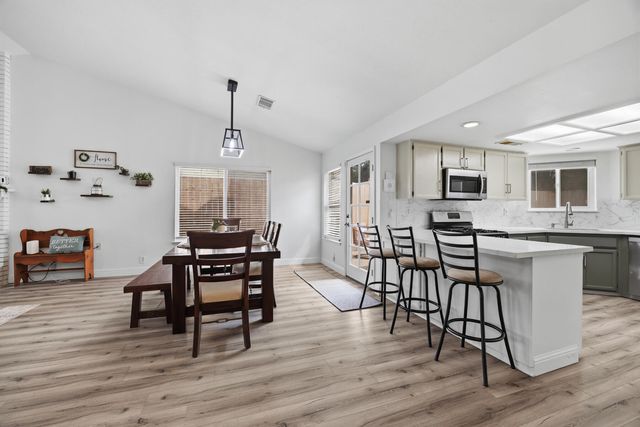 1136 N Atwood Street, Visalia, CA 93291