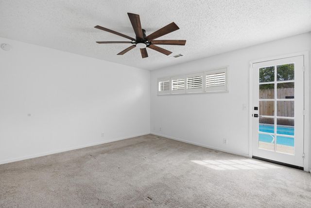 1136 N Atwood Street, Visalia, CA 93291