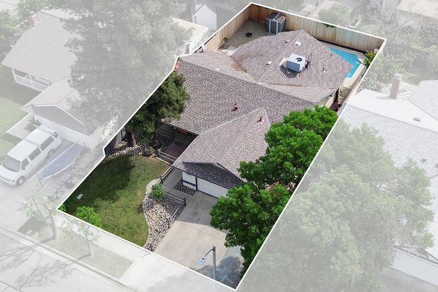 1136 N Atwood Street, Visalia, CA 93291