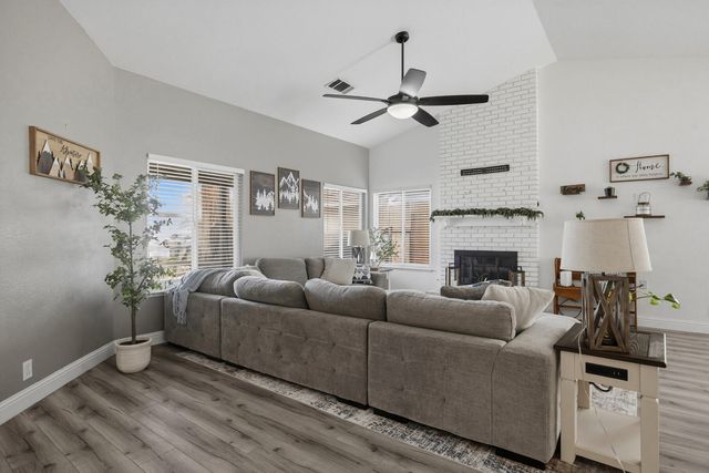 1136 N Atwood Street, Visalia, CA 93291