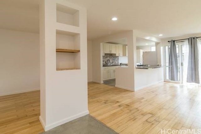 98-448 Kilinoe Street 907, Aiea, HI 96701