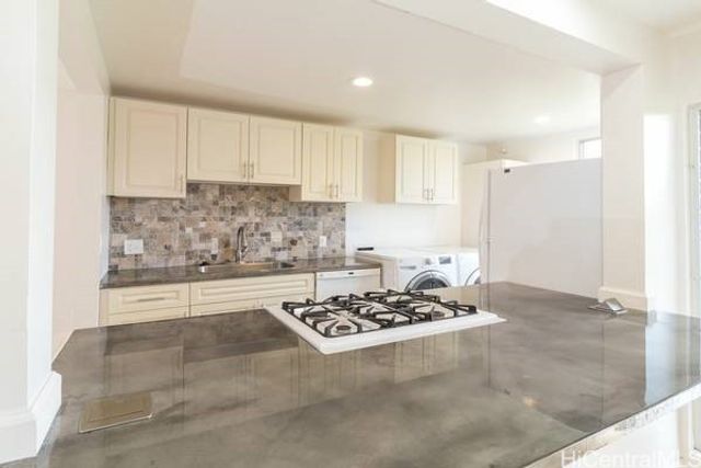 98-448 Kilinoe Street 907, Aiea, HI 96701