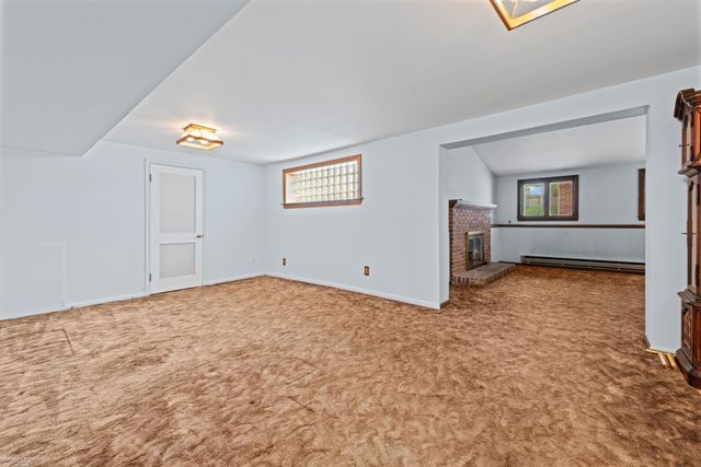 19824 Sussex Street, Saint Clair Shores, MI 48081