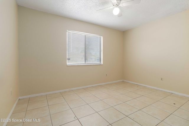 160 Crosspoint Street SE, Palm Bay, FL 32909