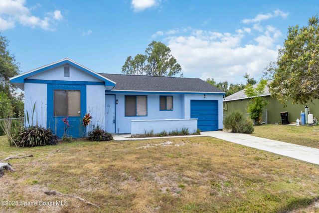 160 Crosspoint Street SE, Palm Bay, FL 32909
