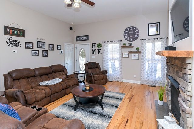 182 Old Camargo Rd, Fayetteville, TN 37334