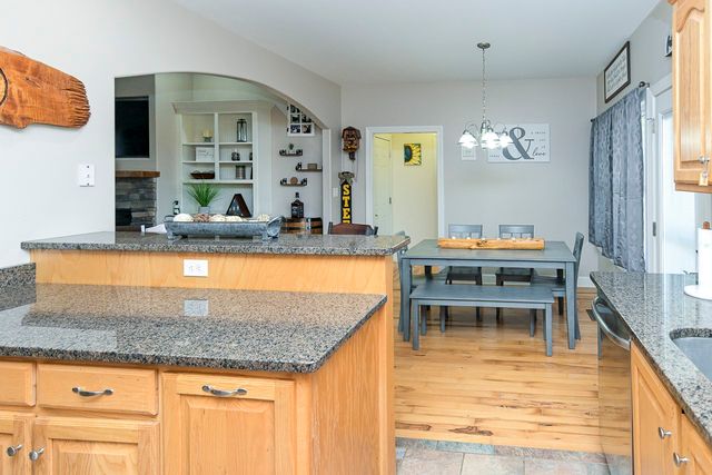 182 Old Camargo Rd, Fayetteville, TN 37334