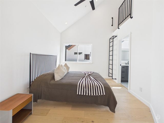 5912 Harold CT 105, Austin, TX 78721