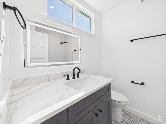 5912 Harold CT 105, Austin, TX 78721