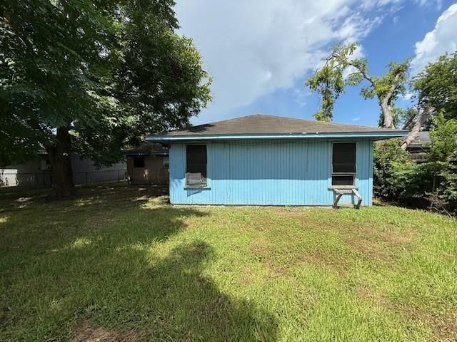 12939 Segrest Drive, Houston, TX 77047