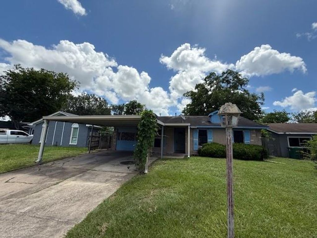 12939 Segrest Drive, Houston, TX 77047