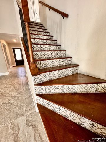 101 DANDELION LN, Castle Hills, TX 78213