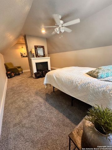 101 DANDELION LN, Castle Hills, TX 78213