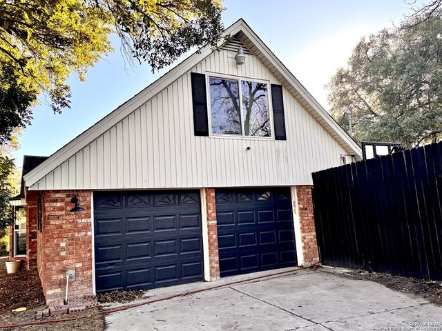 101 DANDELION LN, Castle Hills, TX 78213