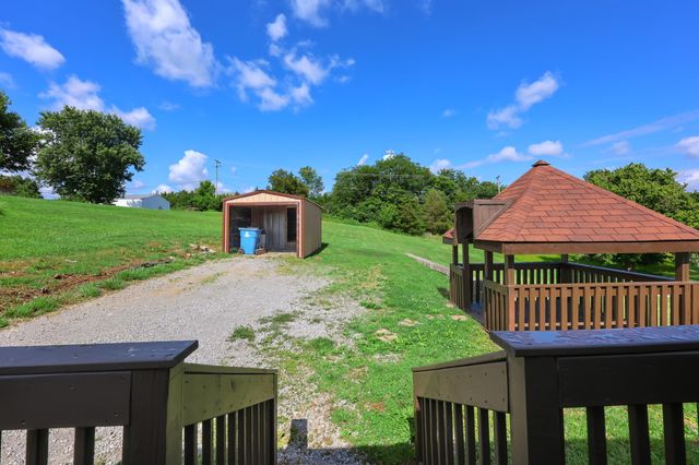 136 Rosemont Street, Stanford, KY 40484