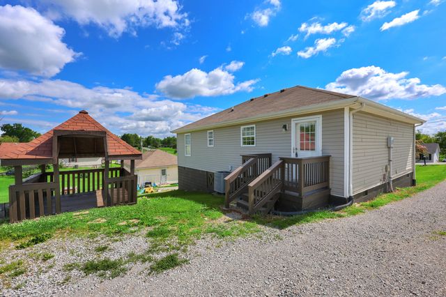 136 Rosemont Street, Stanford, KY 40484