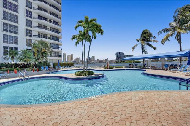 3530 Mystic Pointe Dr 1004, Aventura, FL 33180