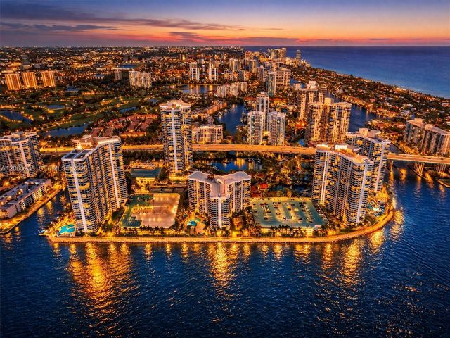 3530 Mystic Pointe Dr 1004, Aventura, FL 33180