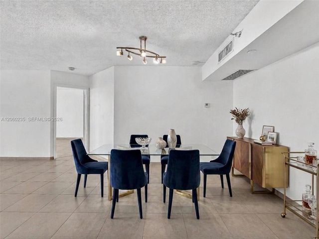 3530 Mystic Pointe Dr 1004, Aventura, FL 33180
