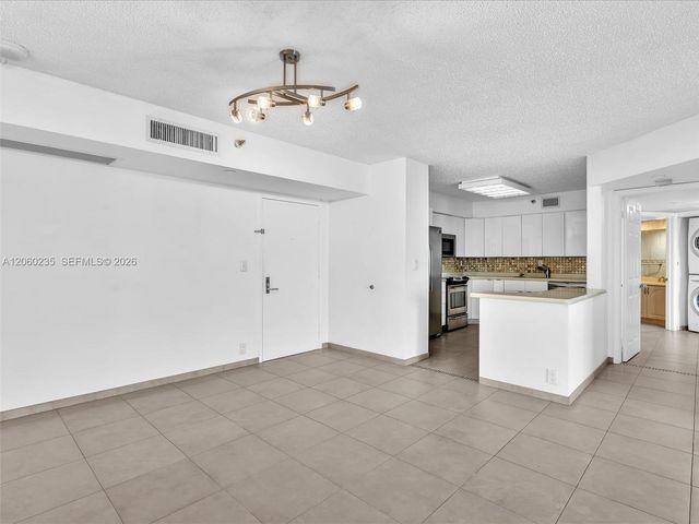 3530 Mystic Pointe Dr 1004, Aventura, FL 33180