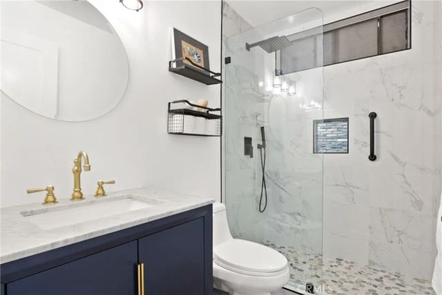 2332 E 17th Street 103, Long Beach, CA 90804
