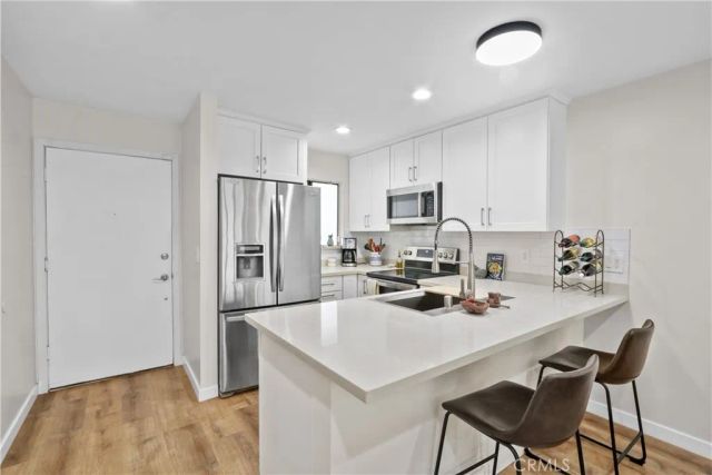 2332 E 17th Street 103, Long Beach, CA 90804